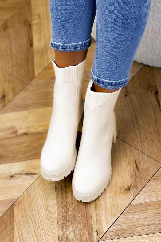 Boot´s Femme à Talons Carrés Crème 